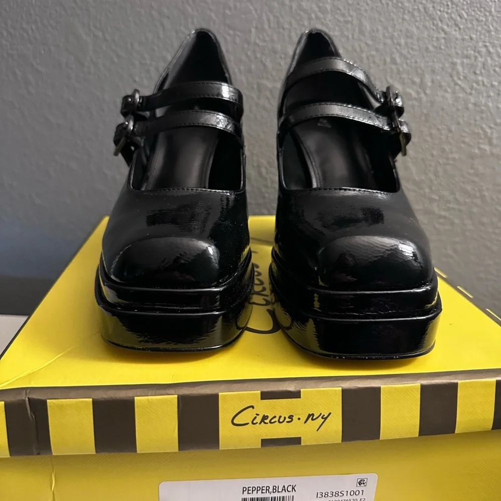 Circus by Sam Edelman Black Patent Double-Strap Platform Mary Janes
